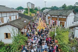 外媒：法兰克福可能需要输给莱比锡来阻击多特，以便拿到欧冠资格